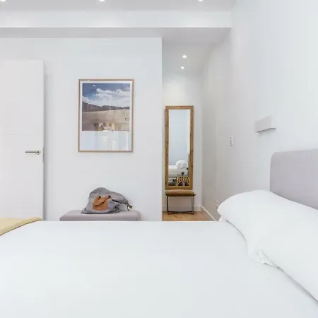 Always Easy I Apata San Sebastián