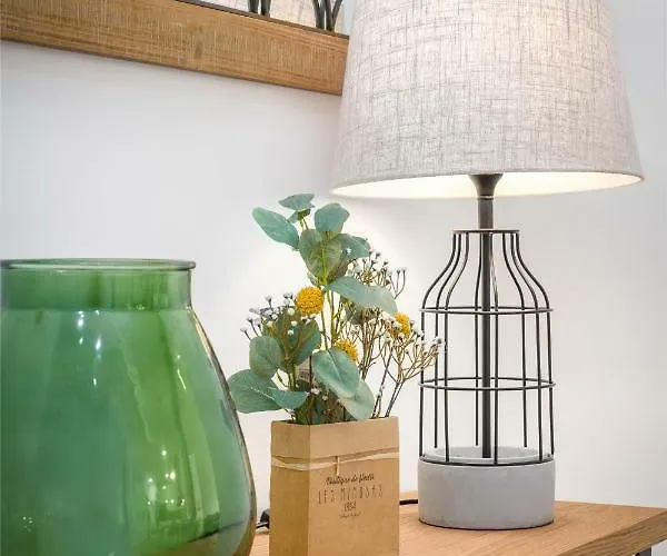 Always Easy I Apata *